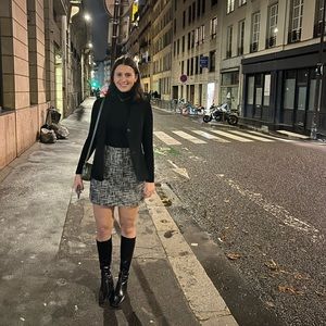 Meet your Posher, Olivia